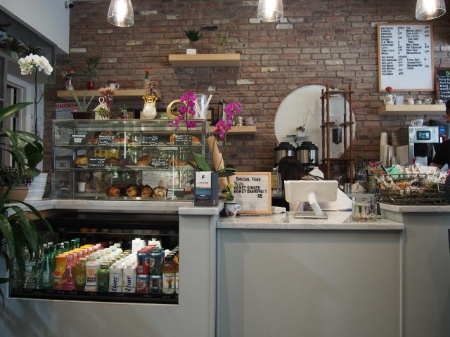 Remi Flower & Coffee｜ニューヨークの花屋とカフェの融合空間